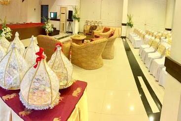 בית מלון כפרי Phimai Inn