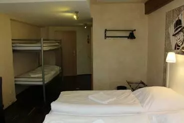 Hotelli Pastis   Staffless With Self Check In