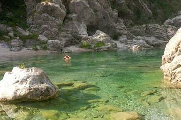 별장 Agriturismo Borgo Titol