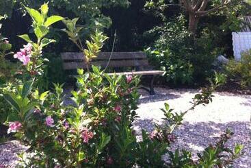 민박 Chambres D Hôtes Le Mont D Anon