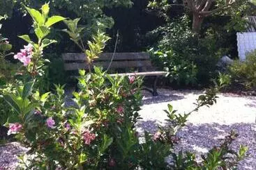 Aamiaismajoitus (B&B) Chambres D Hôtes Le Mont D Anon