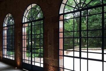 민박 Domaine De Saint Charles