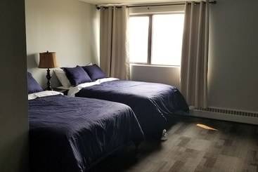 Gibbons Hotel &tavern