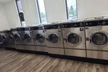 Gibbons Hotel &tavern