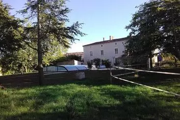 Aamiaismajoitus (B&B) Le Marais Picotin