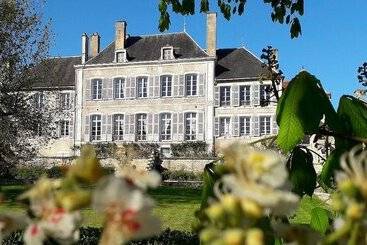 민박 Une Maison De Famille