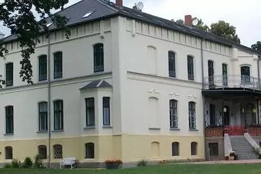 Huoneistohotelli Herrenhaus Alt Vorwerk
