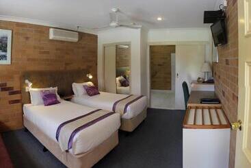 汽车旅馆 Copper Country Motor Inn