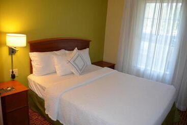 Hotel Towneplace Suites By Marriott Dallas Plano/legacy