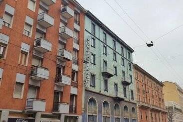 Jr Hotels Bocconi Milano