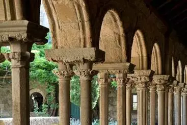 Aamiaismajoitus (B&B) Abbaye De Villelongue