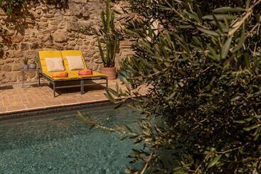 ベッドアンドブレックファースト Le Prieuré Notre Dame