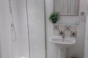 فندق Le Clos Des Epinettes