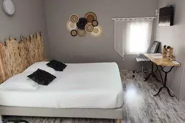 ペンション Chambres D Hôtes Château Pierre De Montignac