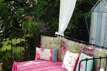 بنسيون Le Clos Du Marais