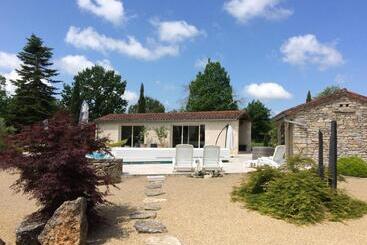 Pension (Hôtel basse catégorie) Le Couvent