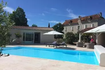 Majatalo Le Couvent