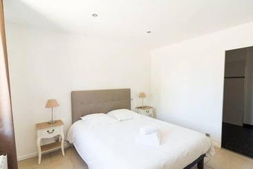 Пансион Le Manoir De Hauterive