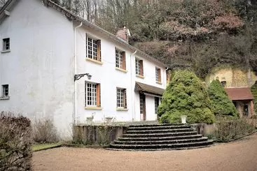 کلبه Le Gite Du Chevreuil  200 Metres Beauval