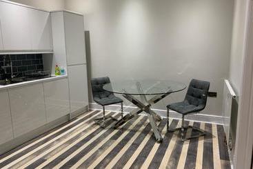 The Luxe Apartments   Burton Upon Trent   Short & Long Stay Luxury Accommodation