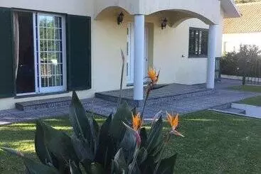 Mökkimajoitus Villa Horta