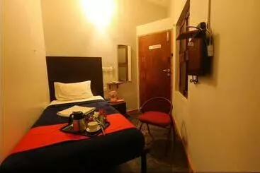 Auberge Le Apex Home Stay