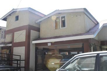 فندق Holiday Retreat