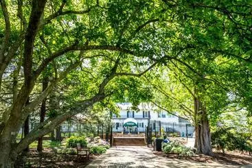 Providence Manor House Bed & Breakfast