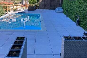 هتل آپارتمان Douroxisto