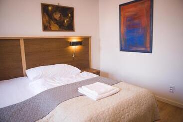 膳宿费 Penzión átrium