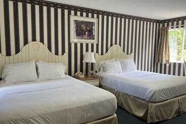 Motel Rocky River Inn