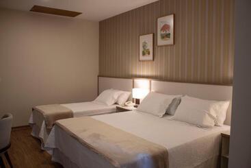 Hotel Pousada Golden Garden