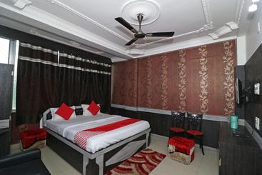 Hotel Oyo 40815 Krish Residency