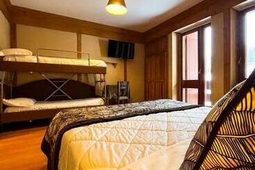 בית מלון כפרי Togo Palace Terminillo