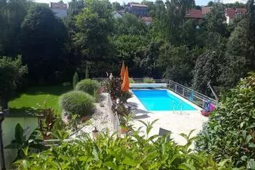 Pension Am Weinberg Bed & Breakfast