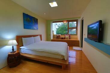 تختخواب و صبحانه Railway Villa