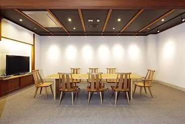 Hotel Katsuzakikan