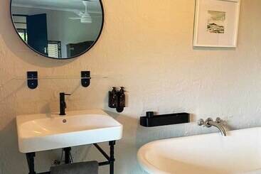 בית מלון כפרי Rockwood Lodges