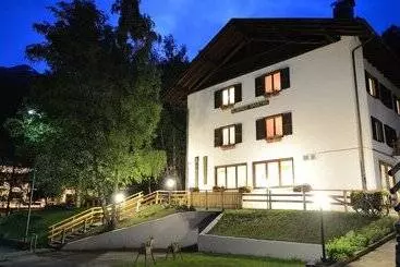 Hostelli Albergo Sporting