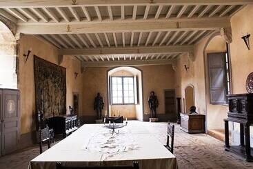 בית מלון כפרי Château Des Marcilly Talaru