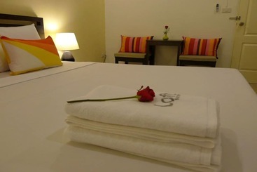 בית מלון כפרי Loft Buriram