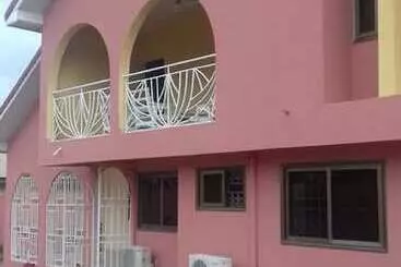 ホテル Pasandy Lodge