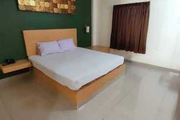 Sabai Hotel Lopburi