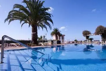 Hotel Ocean Gardens