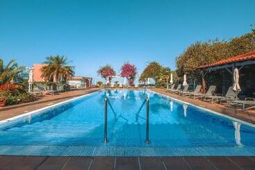 هتل Ocean Gardens