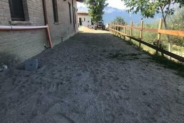 مبيت وإفطار Agriturismo Flarà