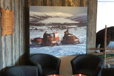 Otel Baren I Ockelbo