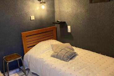 مبيت وإفطار La Pénate