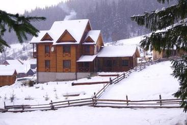 پانسیون Marmarosy