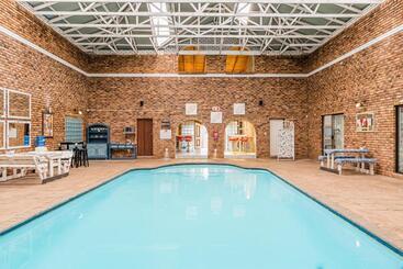 Pensión Oppiplot Guest House & Venue